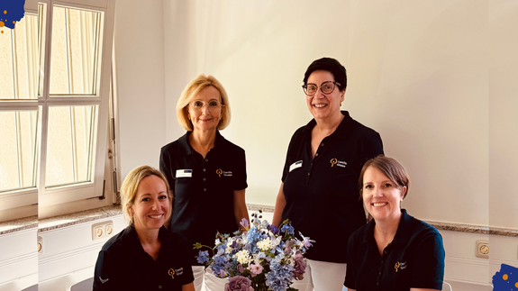 Dr. Isabell Bohnenkamp und Dr. Daniela Hennerkes mit ihrem Team im ZAGO Essen